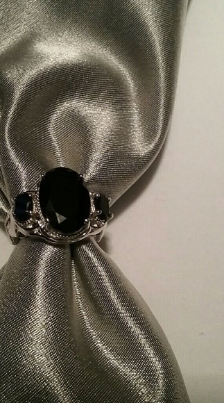 Black Spinel Ring  Platinum Bonded over Brass - Picture 7 of 7